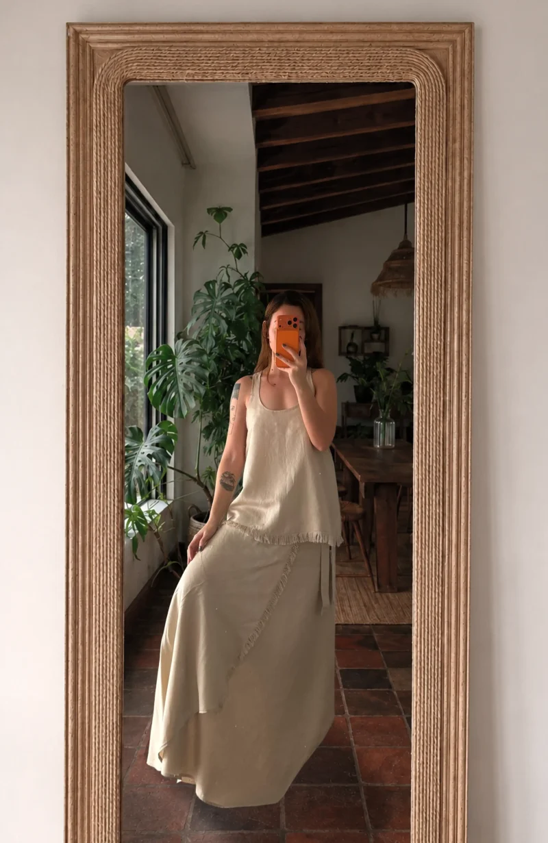 SARA Vestido 15 MARTA Blusa beige arena